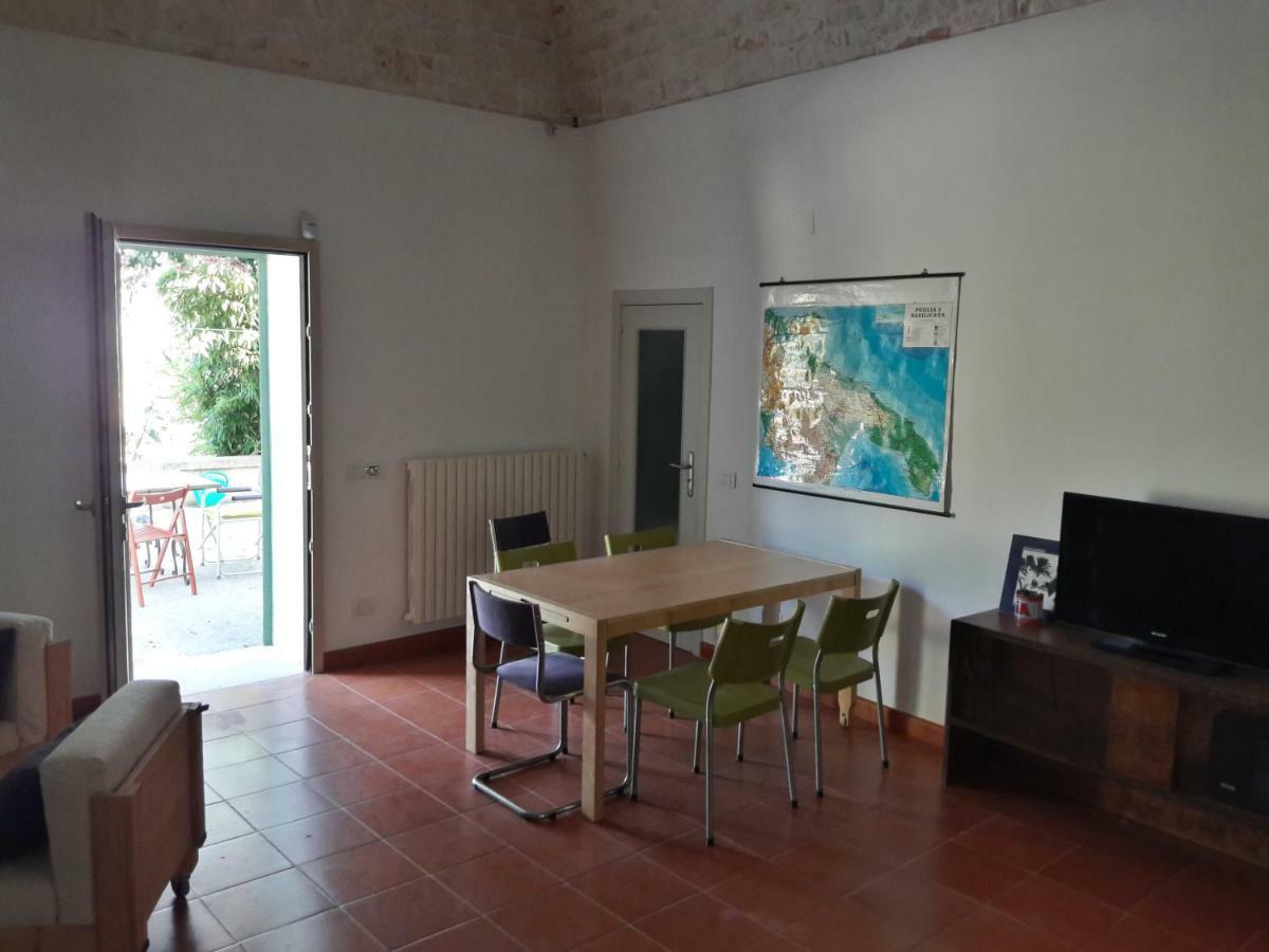 Fra il Glicine e il Sambuco Villa Monopoli Eksteriør bilde