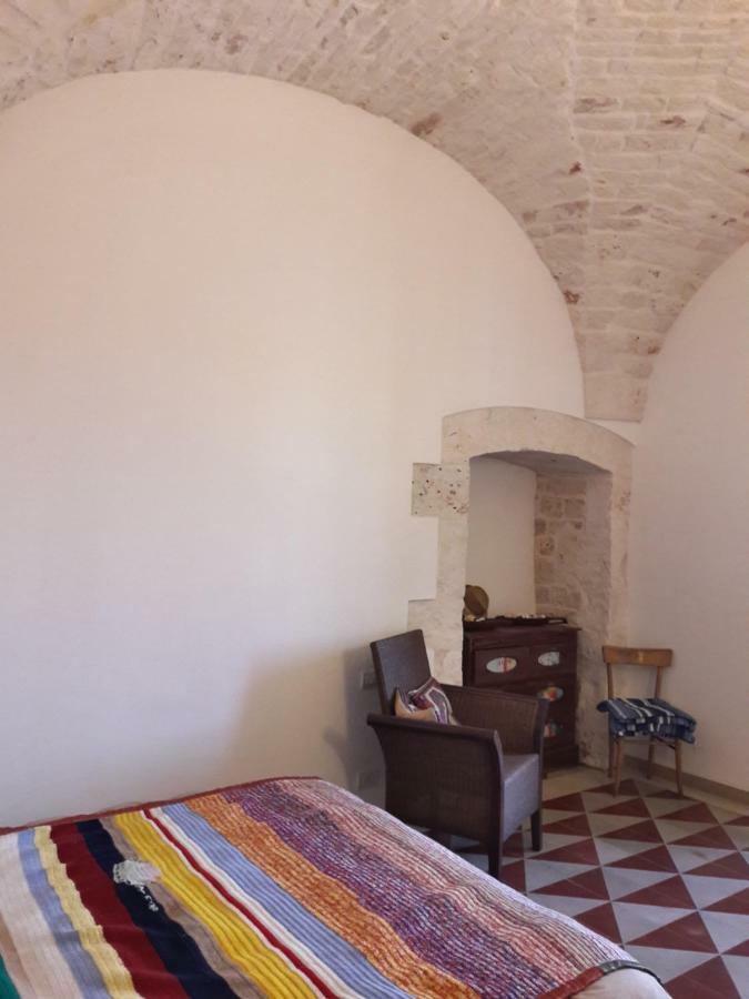 Fra il Glicine e il Sambuco Villa Monopoli Eksteriør bilde